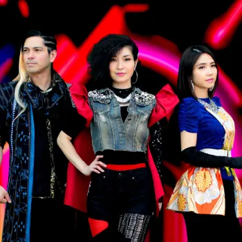 AKINO with bless4